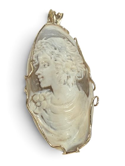 Colgante Mandile 1922 Mujer Cammei  in Plata Conchiglia 2MCICM242 - 2MCICM242